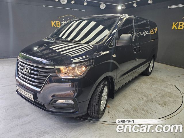 Hyundai Starex New Van 3-Seater Smart - фото 0
