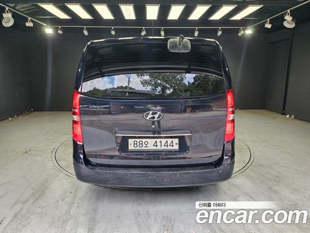 Hyundai Starex New Van 3-Seater Smart - фото 3