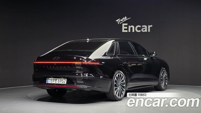 Hyundai Grandeur GN7, гибрид Calligraphy - фото 1