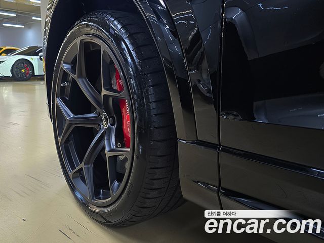Audi RSQ8 4.0 TFSI Quattro Performance - фото 2