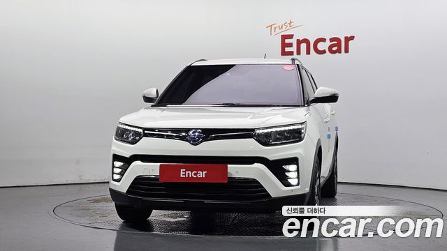 SsangYong Tivoli Gasoline 1.5 2WD V3 - фото 2