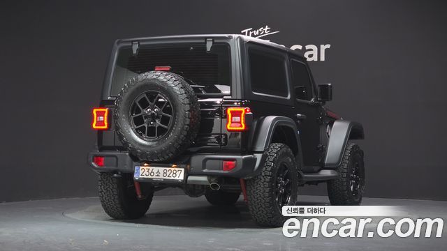 Jeep Wrangler JL 2.0 Rubicon 2Door - фото 1