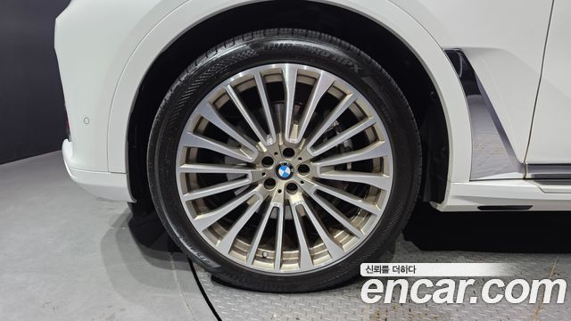 BMW X7 G07 xDrive 40d Design Pure Excellence 7-Seater - фото 3