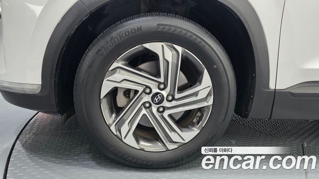 Hyundai Santafe New Diesel 2.2 2WD Premium Choice - фото 4
