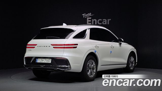 Genesis GV70 2.5T Gasoline 2WD - фото 1