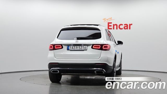 Mercedes-Benz GLC-Class X253 GLC300e 4MATIC - фото 3