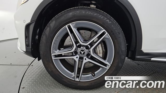 Mercedes-Benz GLC-Class X253 GLC300e 4MATIC - фото 4