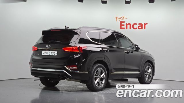 Hyundai Santafe TM Gasoline 2.0T 2WD Inspiration - фото 1