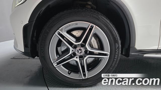 Mercedes-Benz GLC-Class X253 GLC300e 4MATIC - фото 4