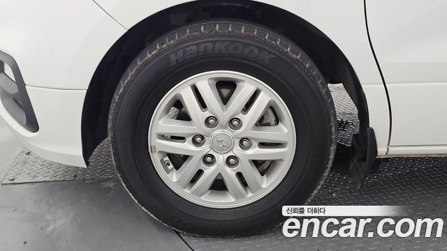 Hyundai Starex New Van 5-Seater Modern - фото 4
