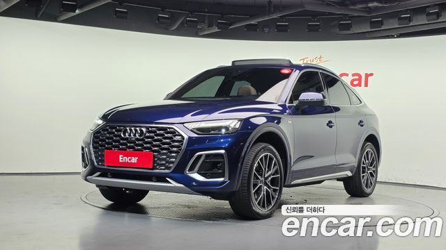 Audi Q5 FY 45 TFSI Quattro Sportback Premium - фото 0