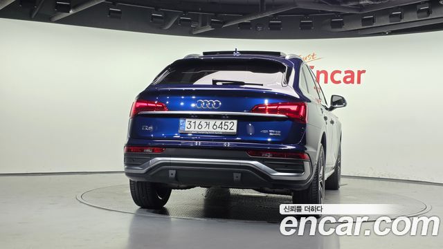 Audi Q5 FY 45 TFSI Quattro Sportback Premium - фото 3