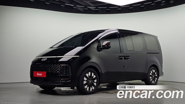 Hyundai Staria HEV 1.6 Lounge 7-Seater Inspiration - фото 0
