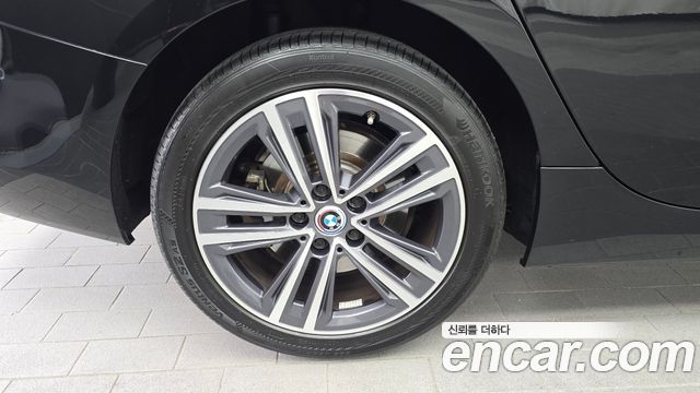 BMW 2 Series Gran Coupe F44 220i Advantage - фото 4