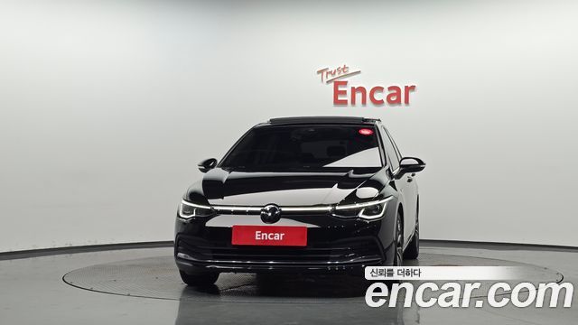 Volkswagen Golf 8-го поколения 2.0 TDI Prestige - фото 2