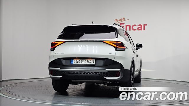 Kia Sportage 5-го поколения, гибрид Signature Gravity 2WD - фото 3