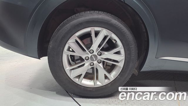 Genesis GV70 2.5T Gasoline 2WD - фото 4
