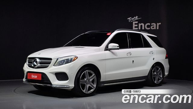 Mercedes-Benz GLE-Class W166 GLE350 d 4MATIC Premium - фото 0