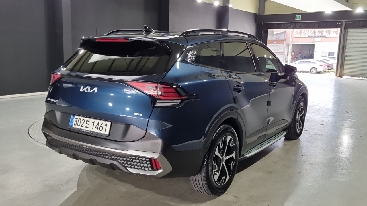 Kia Sportage 5-го поколения, гибрид Signature Gravity 2WD - фото 2