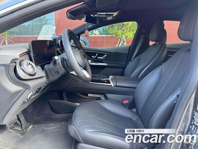 Mercedes-Benz EQE V295 EQE350+ - фото 4