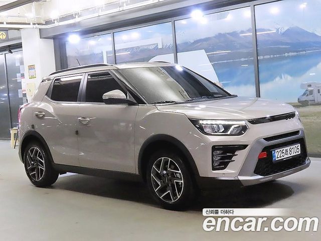 SsangYong Tivoli New 1.6 2WD V3 - фото 0