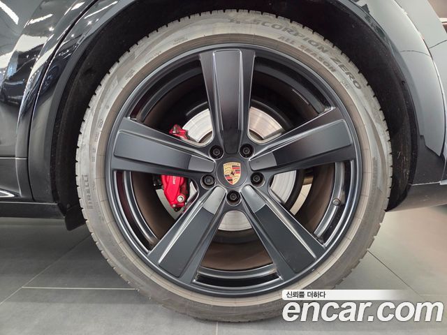 Porsche Cayenne PO536 4.0 GTS Coupe - фото 4