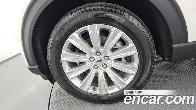 Ford Explorer 6-го поколения 2.3 LimIted 4WD - фото 4