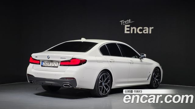 BMW 5 Series G30 530i M Sport Package - фото 1