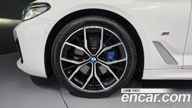 BMW 5 Series G30 530i M Sport Package - фото 4