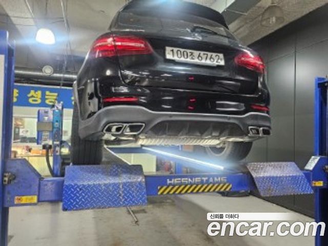 Mercedes-Benz GLC-Class X253 AMG GLC63 4MATIC+ - фото 1