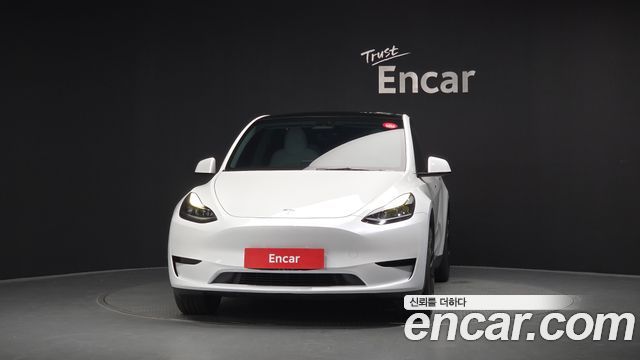 Tesla Model Y RWD - фото 2
