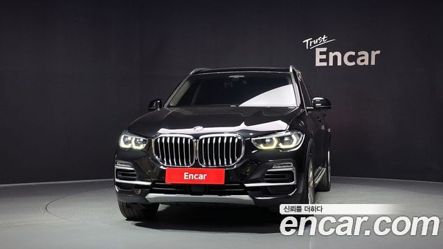 BMW X5 G05 xDrive 45e xLine - фото 2