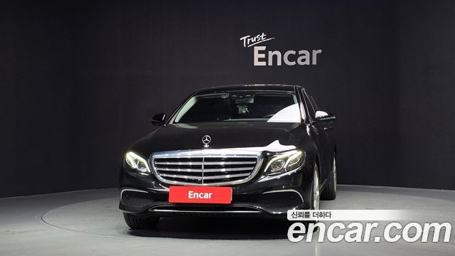 Mercedes-Benz E-Class W213 E300 4MATIC Exclusive - фото 2