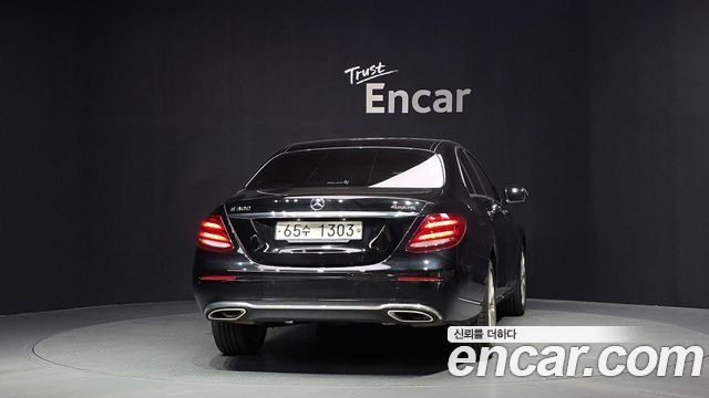 Mercedes-Benz E-Class W213 E300 4MATIC Exclusive - фото 3