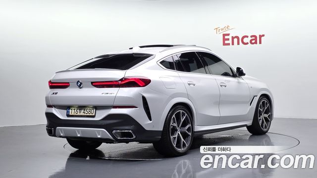 BMW X6 G06 xDrive40i M Sport - фото 0