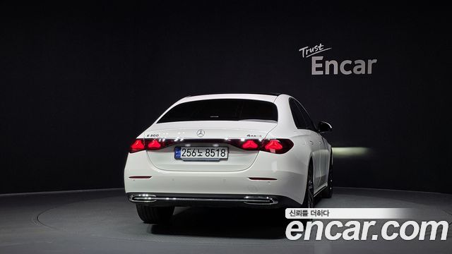 Mercedes-Benz E-Class W214 E300 4MATIC Exclusive - фото 3