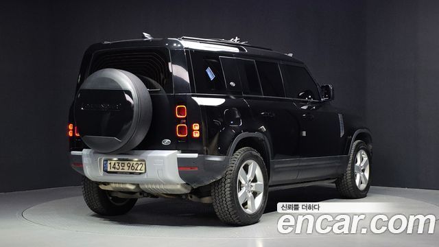 Land Rover Defender L663 110 D300 HSE - фото 1