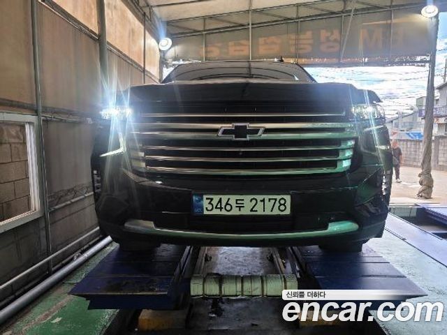 Chevrolet (GM Daewoo) Tahoe 6.2 Dark Knight 4WD - фото 0