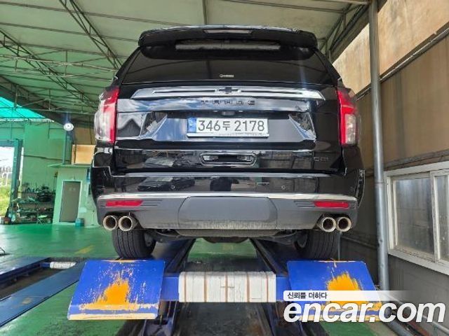 Chevrolet (GM Daewoo) Tahoe 6.2 Dark Knight 4WD - фото 1