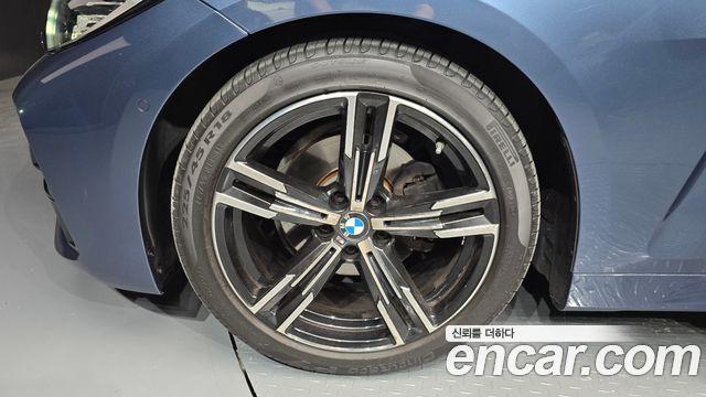 BMW 4 Series G22 420i M Sport Convertible - фото 4