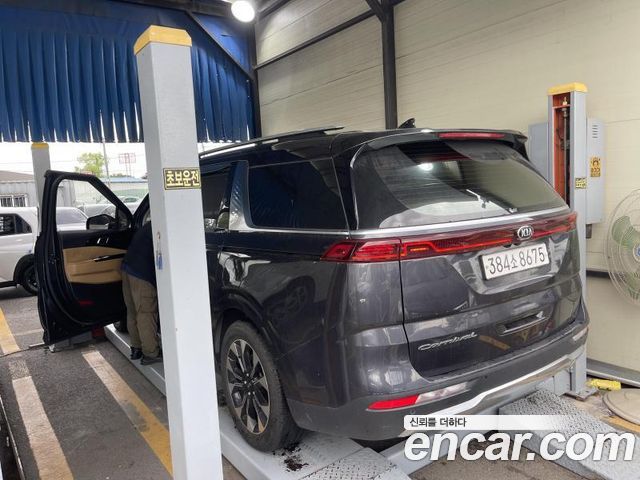 Kia Carnival 4-го поколения Diesel 9-Seater Signature - фото 1