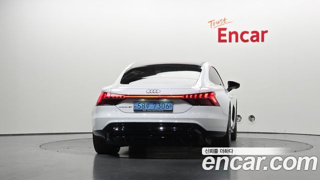 Audi e-Tron GT GT quattro Premium - фото 3