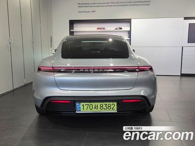Porsche Taycan Base - фото 3