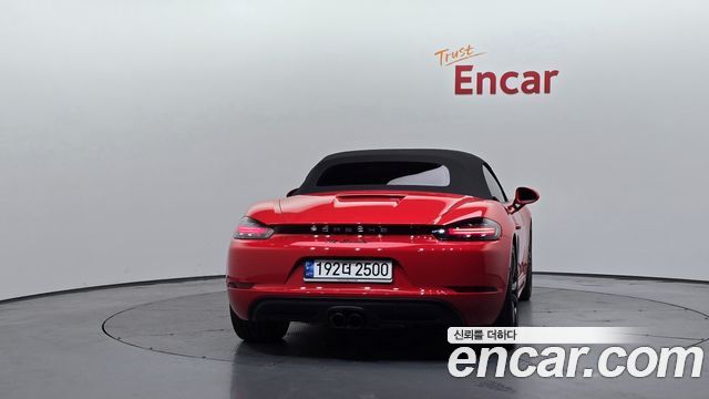 Porsche 718 Boxster 2.0 - фото 3