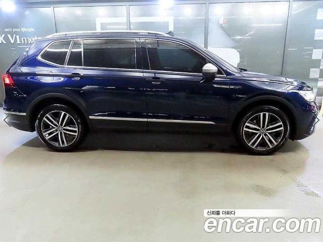 Volkswagen Tiguan Allspace 2.0 TSI Prestige - фото 2
