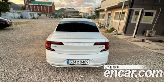 Volvo S90 B6 AWD Inscription - фото 2