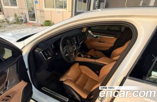 Volvo S90 B6 AWD Inscription - фото 3