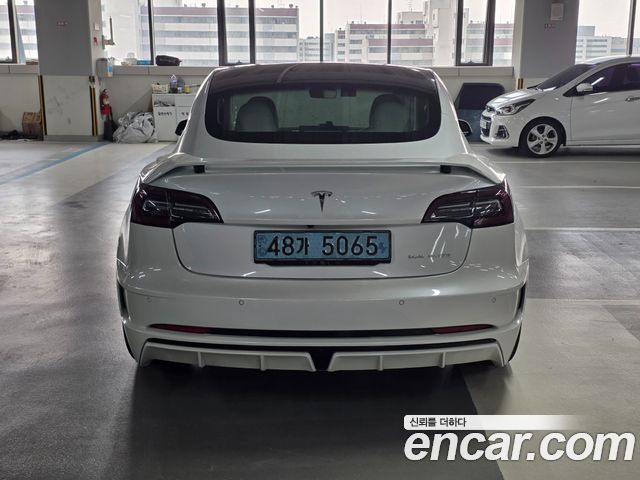 Tesla Model 3 Long Range AWD - фото 3