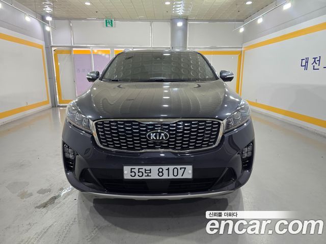 Kia Sorento New Diesel 2.2 2WD Noblesse Special - фото 1