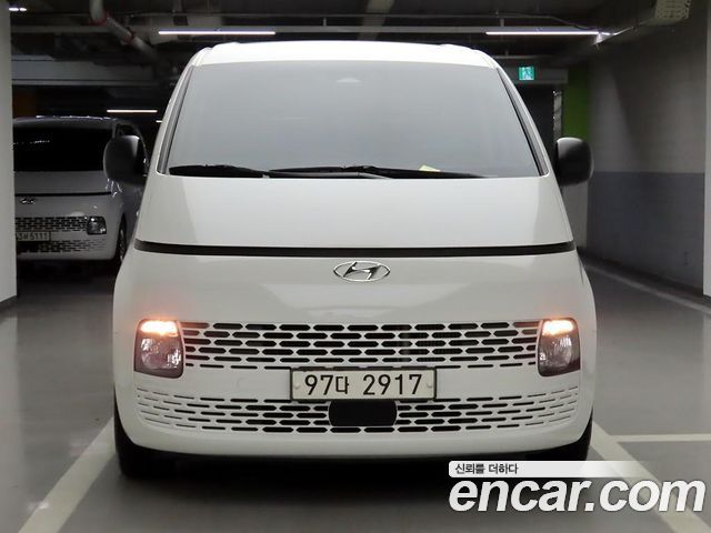 Hyundai Staria Cargo 3-Seater Smart - фото 1